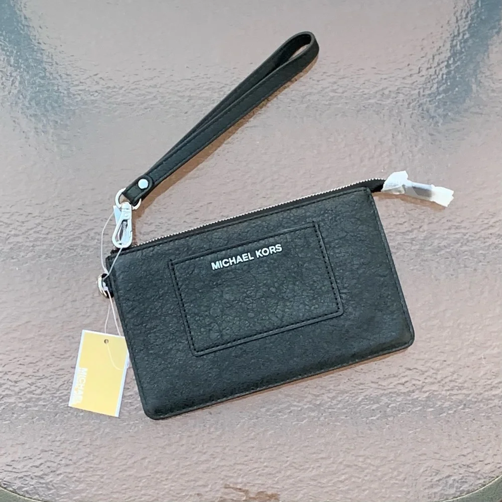 Michael Kors Wristlet (NWT) Black Shimmer Pebble Leather (RARE find, Vintage) - Picture 1 of 4